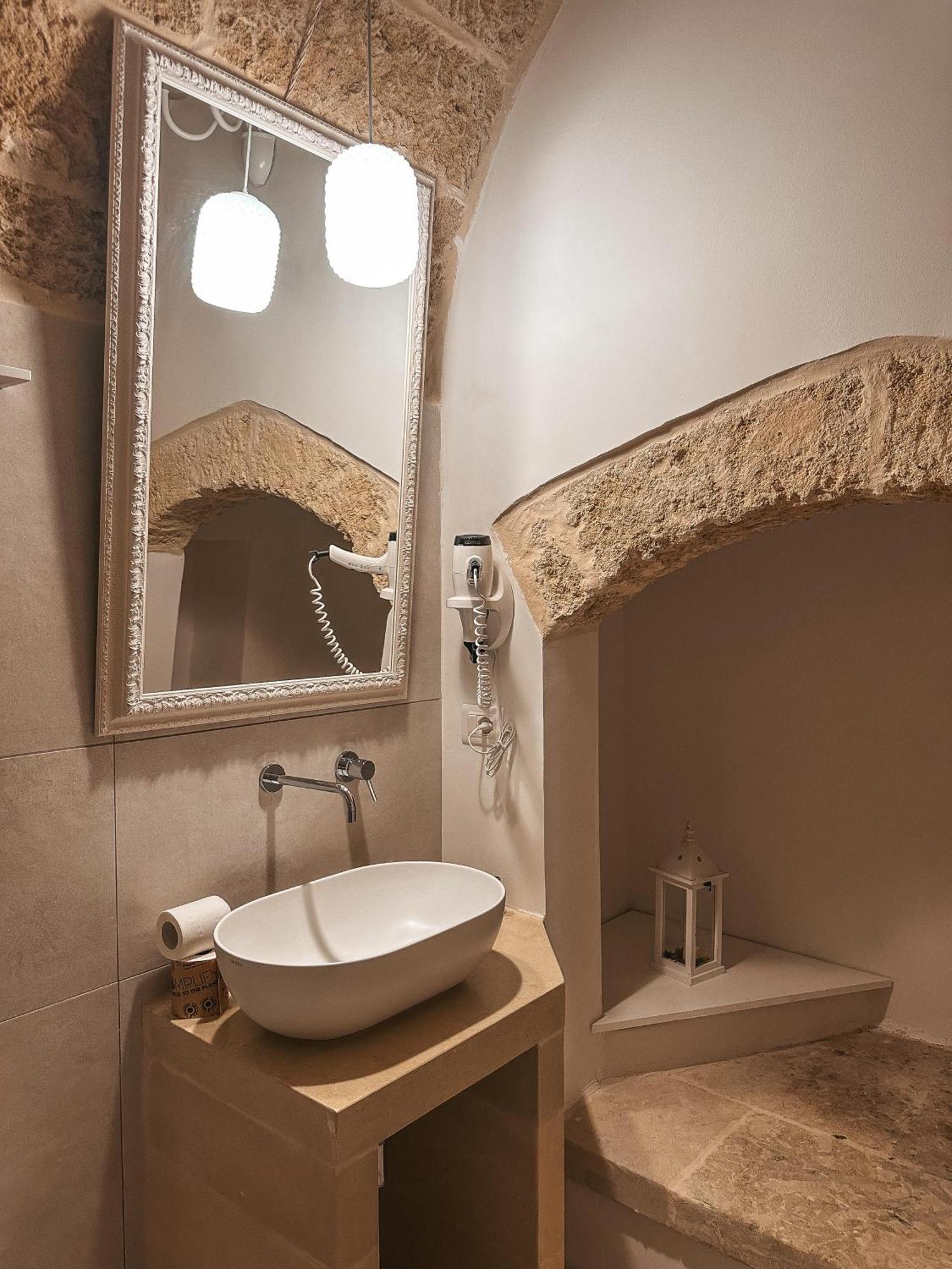 Palazzo Alma Luxury Rooms カザラーノ エクステリア 写真