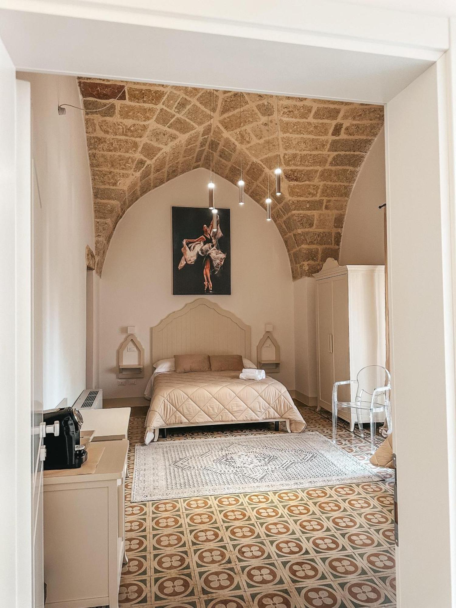 Palazzo Alma Luxury Rooms カザラーノ エクステリア 写真