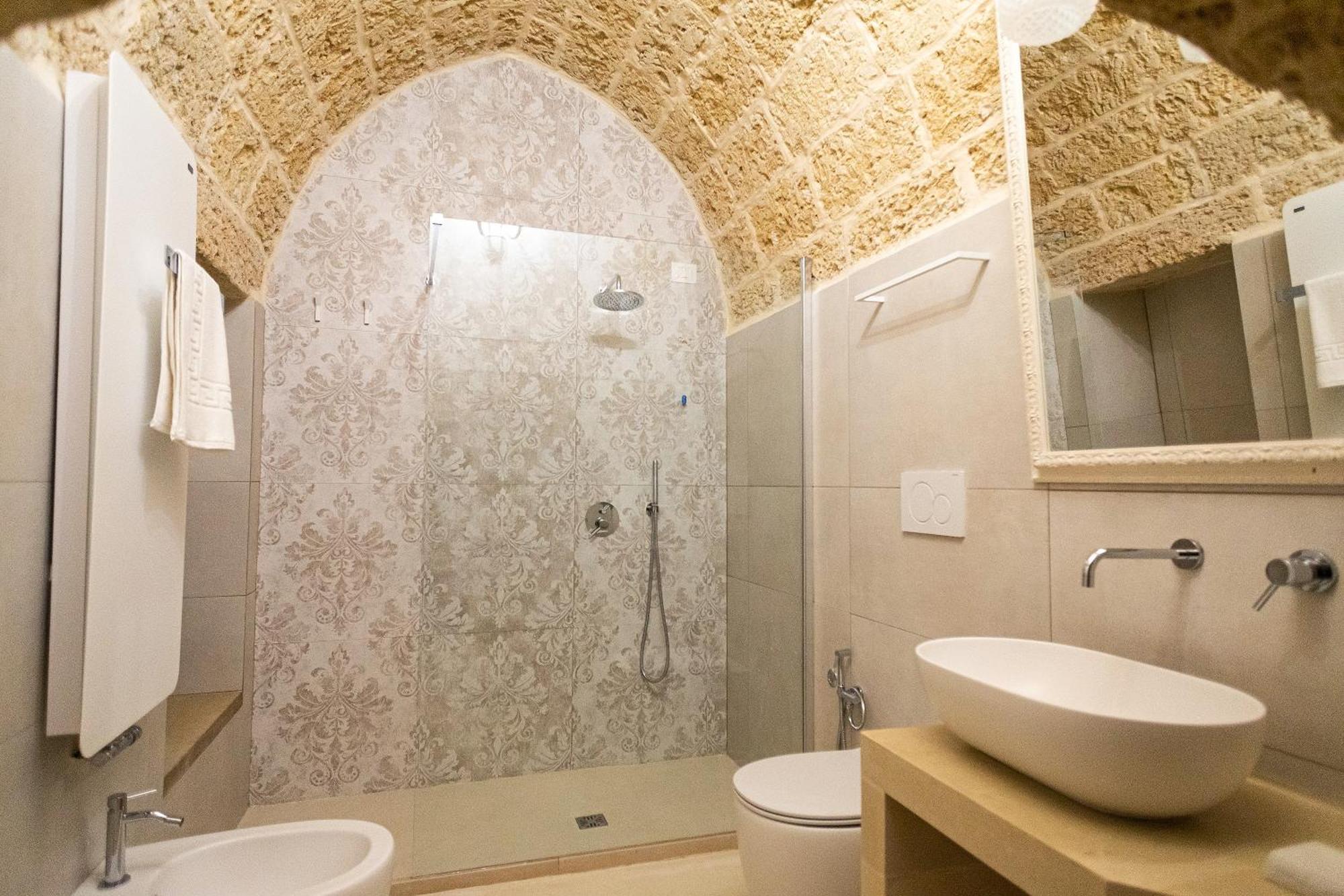 Palazzo Alma Luxury Rooms カザラーノ エクステリア 写真